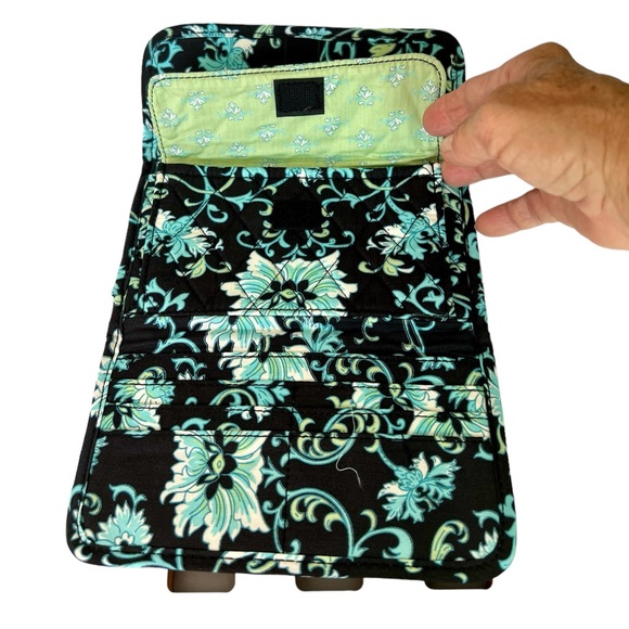 NWT Lemon Hill Quilted Bags Set- Tote, Make-Up Bag, Wallet, Blue Paisley Floral - Picture 8 of 15